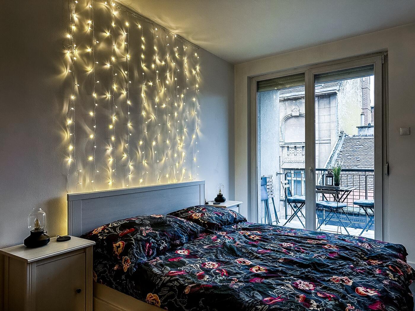 Downtown Apartment – Free Garage, Balcony