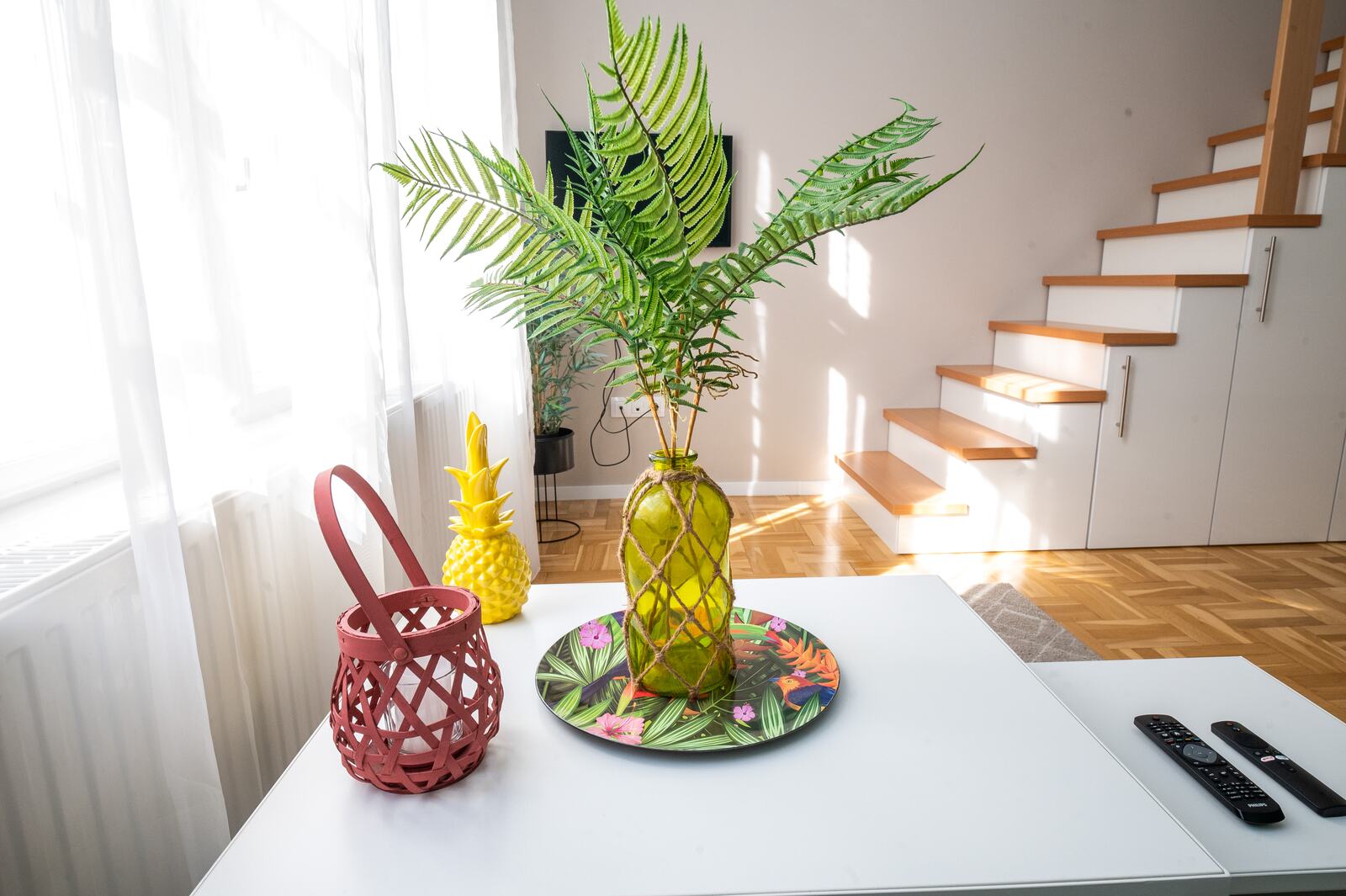 Royal Palm Apartment – Street View