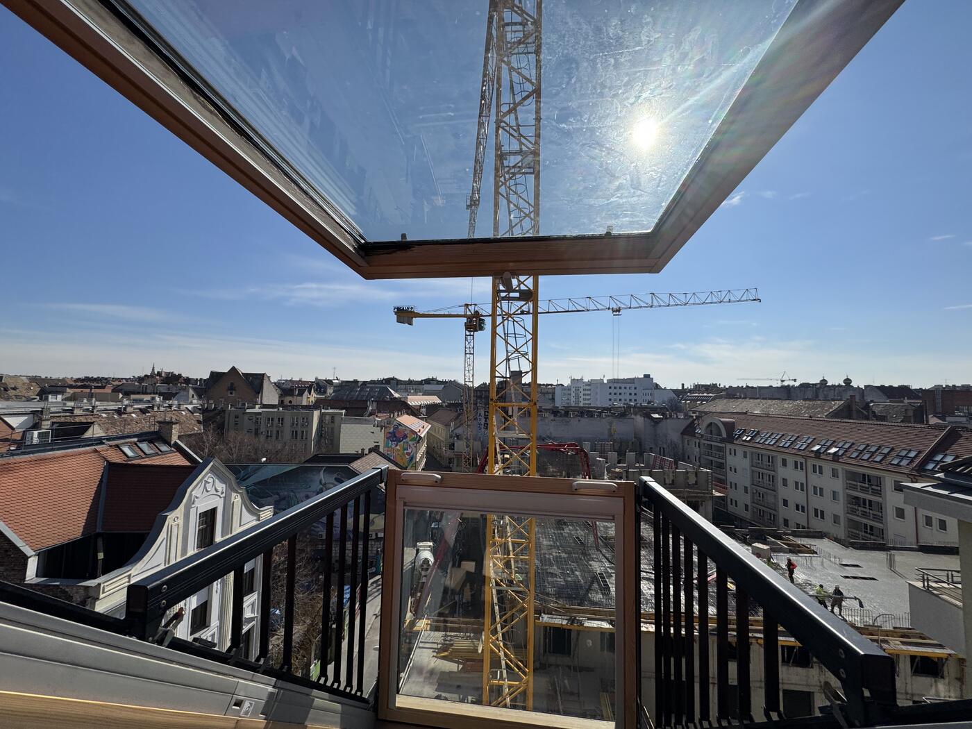 Urban Heaven Penthouse – Private Garage